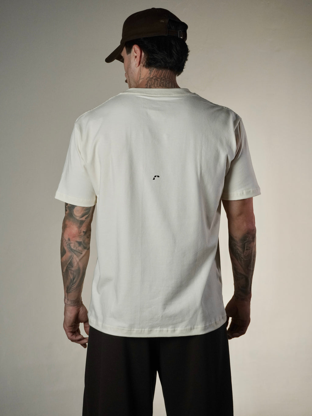 Daily Tee off-white, costas